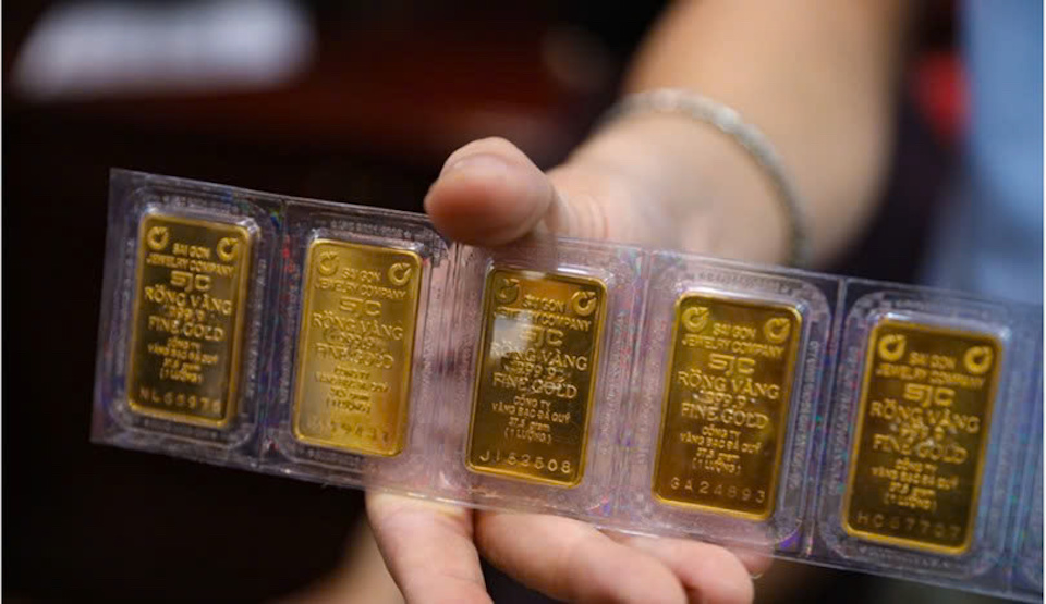 Giá vàng ngày 12/2/2026: Vàng thế giới tăng sốc, vàng trong nước sẵn sàng bùng nổ