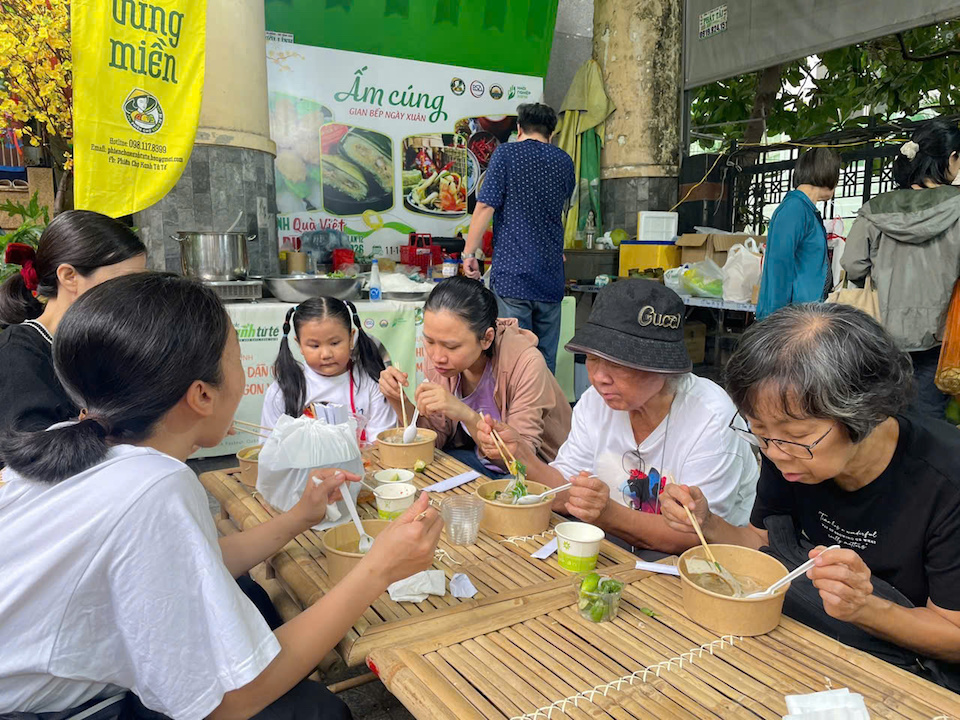 Xu hướng ăn Tết "lành mạnh" lên ngôi tại phiên chợ "Tết Xanh – Quà Việt" 2026