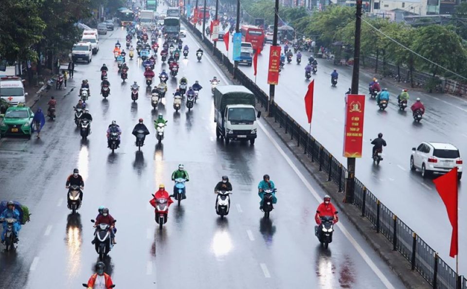 Thời tiết ngày 15/2/2026: Bắc Bộ có sương mù, Nam Bộ ngày nắng nóng