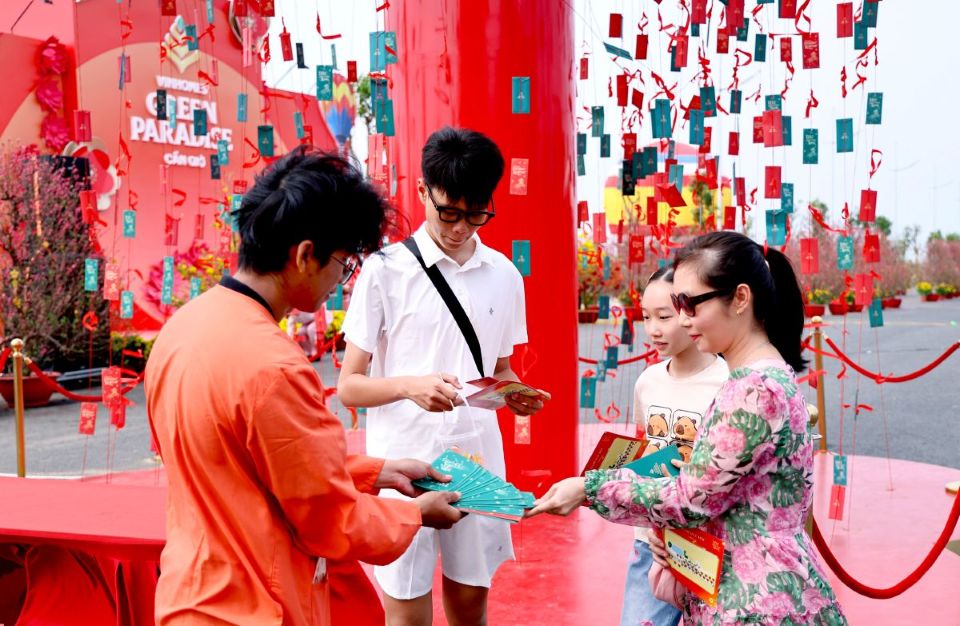 Một ngày du xuân Cần Giờ, trọn niềm vui cho cả gia đình, vẹn ký ức cho nhiều mùa Tết