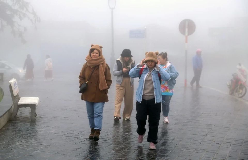 Thời tiết ngày 21/2/2026: Bắc Bộ mưa phùn rét mướt, Nam Bộ nắng nóng cục bộ