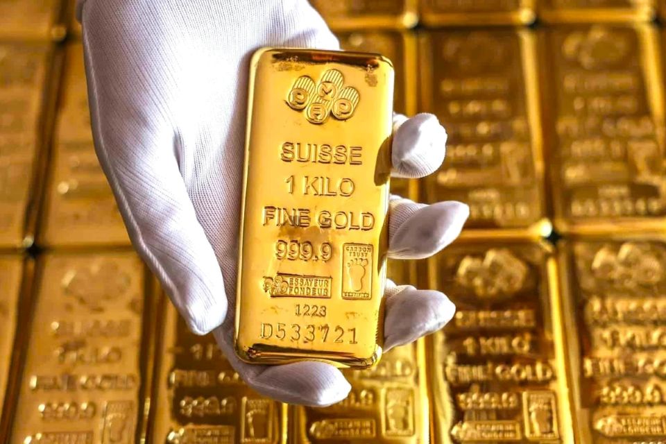 Giá vàng ngày 20/2/2026: Vàng thế giới giảm sâu, SJC duy trì mốc 181 triệu đồng/lượng