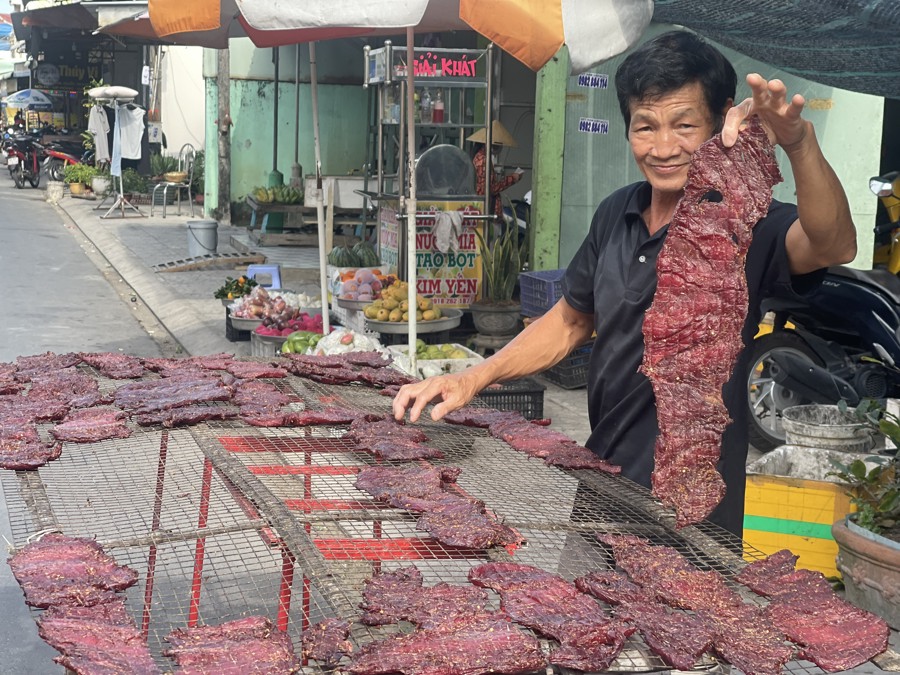 Nức tiếng khô trâu Phước Long